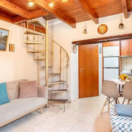 Ariadni's House